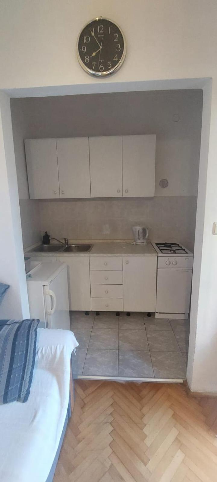 Apartments Ticinovic Omiš Esterno foto